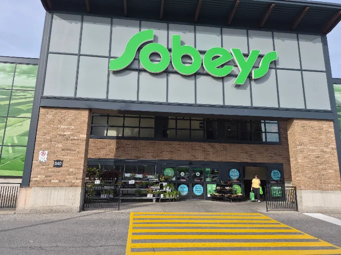 加拿大超市要变了！Sobeys、Farm Boy母公司与竞争局达成协议，这种“限制竞争”条款将受限