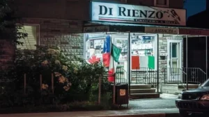 【Little Italy播报】开业逾50年的Di Rienzo意大利熟食店挂牌出售,连店带楼开价290万元